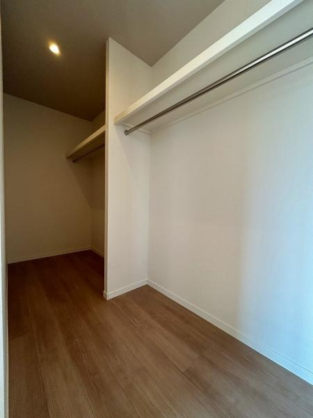新居浜市中村1丁目　中古戸建の洋室