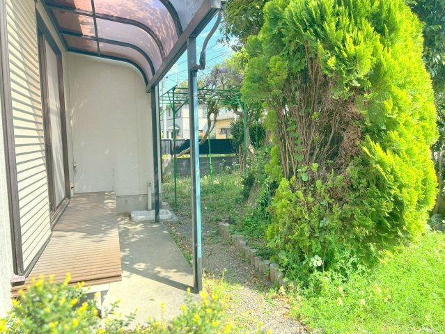 西多摩郡日の出町貸家のエントランス