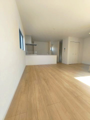 【居間・リビング】 | 瑞穂区平郷町2期  | キャンペーン対象物件です♪詳細は弊社ホームページもしくはスタッフまでお気軽にお問合せ下さいませ♪ お役に立てる自信があります♪