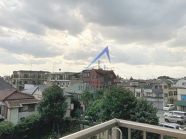 ビバリーホームズ氷川台のバルコニー|バルコニーです。