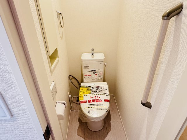 松戸市中根新築戸建のトイレ|温水洗浄暖房便座つきトイレ