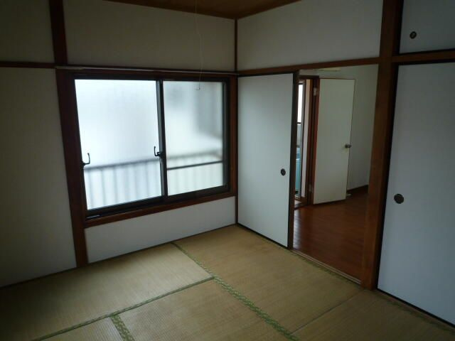 大和市中央林間３丁目のアパートの寝室