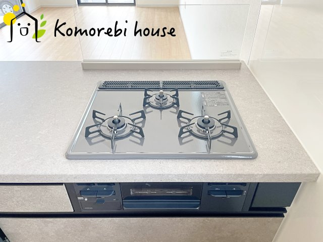 上尾市西宮下　7期　新築一戸建て　ケイアイグレース　01のキッチン|お料理しやすいキッチンです