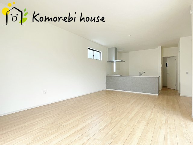 上尾市西宮下　7期　新築一戸建て　ケイアイグレース　01の居間・リビング|使いやすい居間です