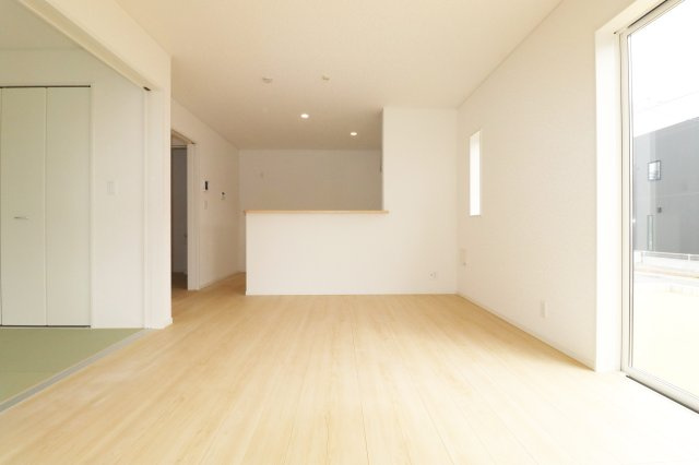 矢吹町一本木第6　　　7号棟　　　善郷小学校、矢吹中学区の居間・リビング