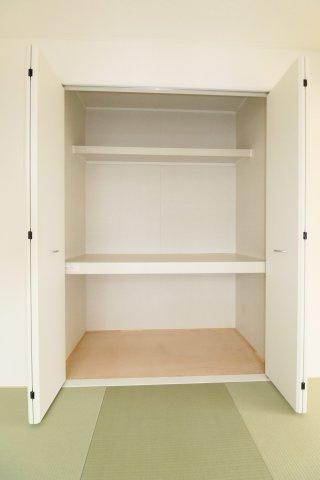 矢吹町一本木第6　　　7号棟　　　善郷小学校、矢吹中学区の収納