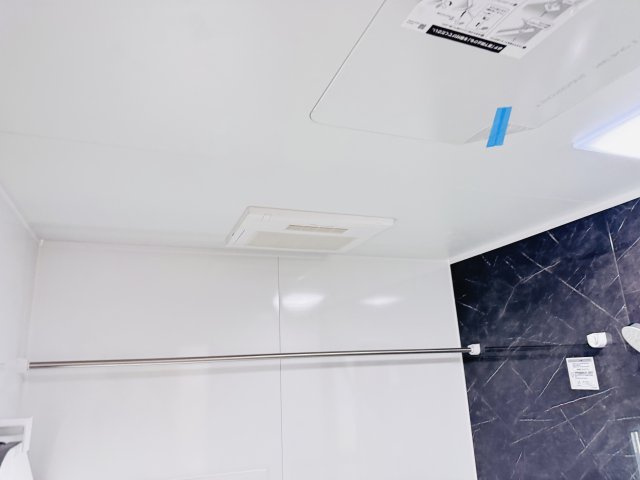 松戸市中根新築戸建の冷暖房・空調設備|雨の日も安心の浴室乾燥機つき