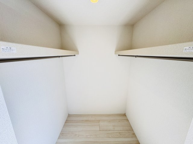 松戸市中根新築戸建の収納|7.5帖寝室・ウォークインクローゼット