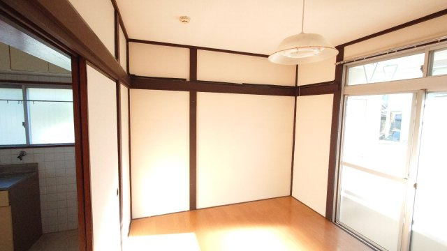 小山サンハイツの居間・リビング