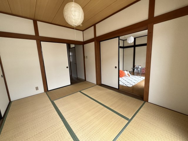 小山サンハイツの和室