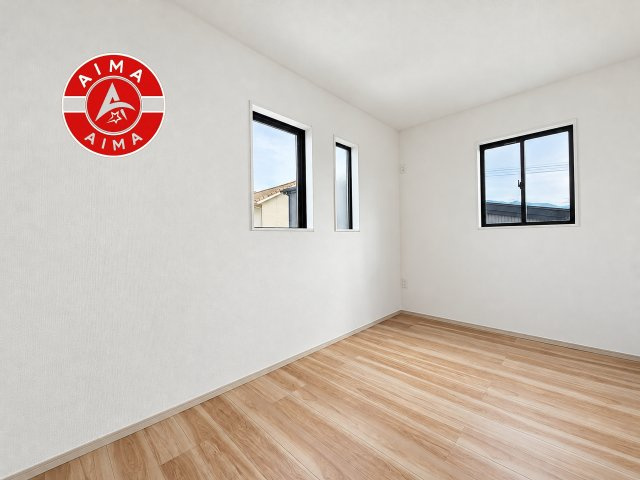 福岡市早良区野芥8丁目第4-1棟（1号棟）　の洋室|採光良好な洋室は全居室、複層ガラスの遮熱効果と断熱効果で、一年中快適に過ごせます。