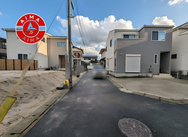 福岡市早良区野芥8丁目第4-1棟（1号棟）　の前面道路含む現地写真|前面道路です。