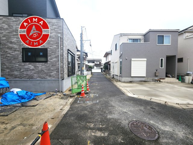 福岡市早良区野芥8丁目第4-1棟（1号棟）　の前面道路含む現地写真|前面道路です。