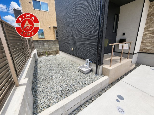 福岡市早良区野芥8丁目第4-1棟（1号棟）　の外観|お庭で自由な時間を過ごせます。