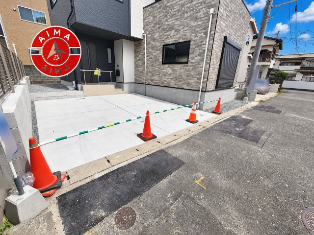 福岡市早良区野芥8丁目第4-1棟（1号棟）　の外観|広々した駐車場です。