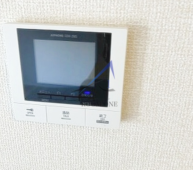 ソレイユ調布のセキュリティ|モニター付きインターホンです。