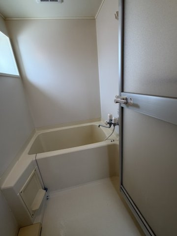アルハ2000の浴室