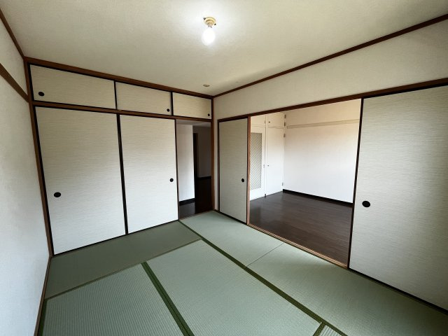 クレインパレス南大泉　A棟の和室