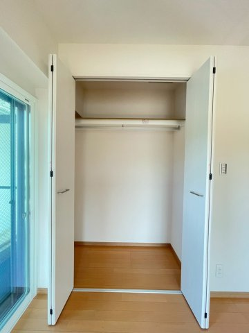 根津マンションの収納