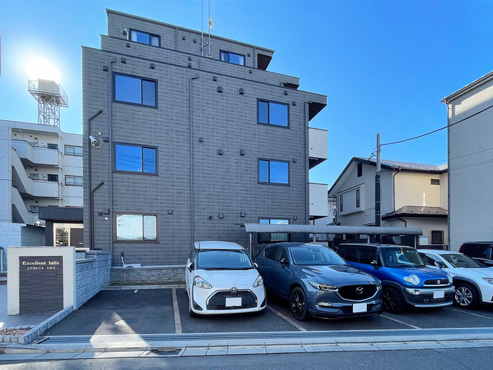 さいたま市中央区下落合２丁目の賃貸マンションの外観