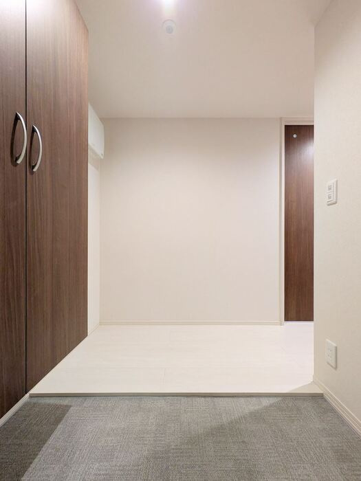 さいたま市中央区下落合２丁目の賃貸マンションの玄関