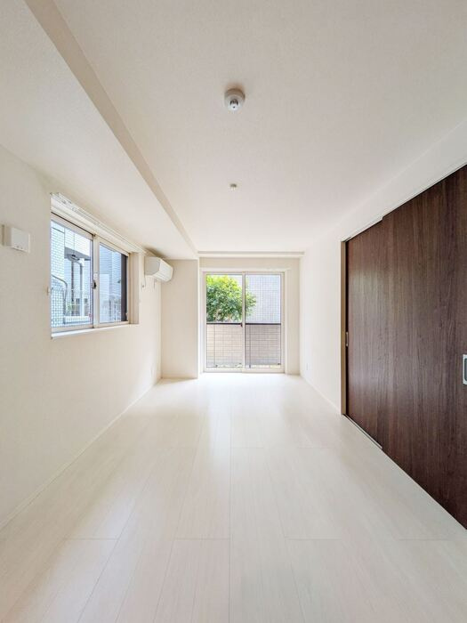 さいたま市中央区下落合２丁目の賃貸マンションの居間・リビング