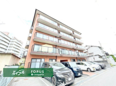 【外観】 | 日商岩井第8緑地公園マンション | 物件を比較検討したいお客様には、「物件比較見学プラン」をご用意しております。こちらの物件だけでなく、お客様の希望に沿った物件を、いくつかまとめてご案内させて頂きます。