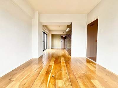 【居間・リビング】 | 日商岩井第8緑地公園マンション | エイブルだけの嬉しいサービス、ご用意しております。詳細は、お気軽に当社までお問合せ下さいませ！