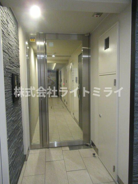 ＡＲＣＯＢＡＬＥＮＯ　ＳＨＩＮＩＴＡＢＡＳＨＩのエントランス| 