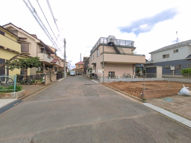 【前面道路含む現地写真】 | 新築戸建／ふじみ野市桜ケ丘３丁目（全1棟） | 更地（撮影：'26/04/06）