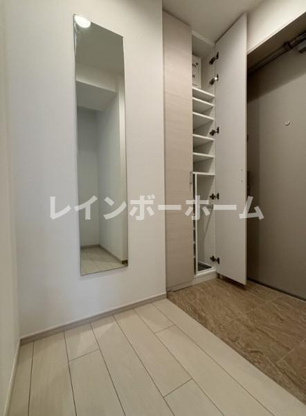 グランカーサ錦糸町の玄関
