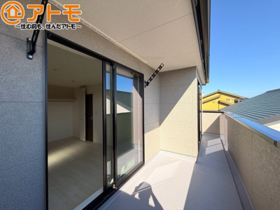 【バルコニー】 | 焼津市石津3期　新築戸建　3号棟 | 陽当りの良いバルコニーはお洗濯物はもちろんお布団もふかふかになります♪