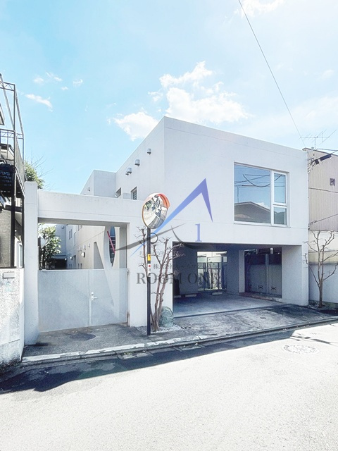 ＦＬＡＴ ＦＩＶＥの外観|外観です。