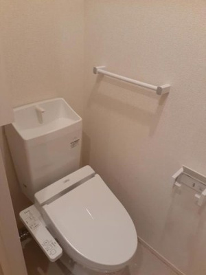 【トイレ】 | エトワール当尾 | コンパクトで使いやすいトイレです