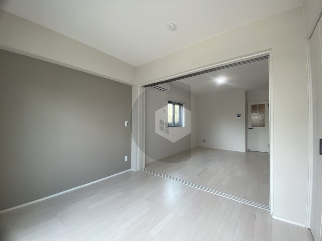 Luis Apartment 長瀬ノールの洋室