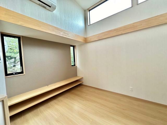 Via Lactea桜Baceの洋室
