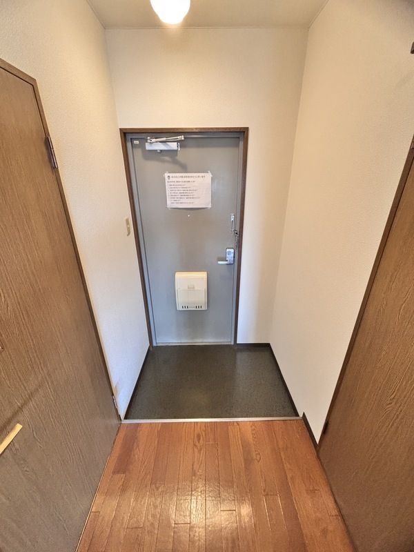 グリーンヒル草部の玄関