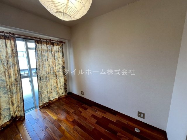 ユトリロ西松山の内装