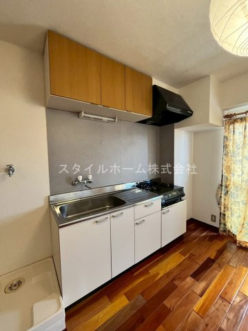 ユトリロ西松山のキッチン