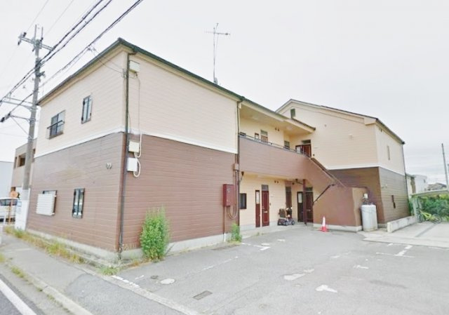 ハイツイベールの外観