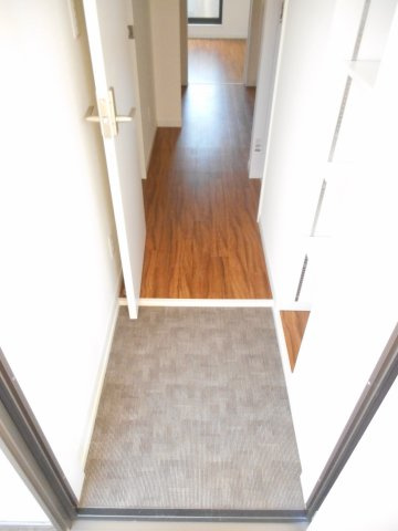 グローレジッドの玄関|きれいな玄関です