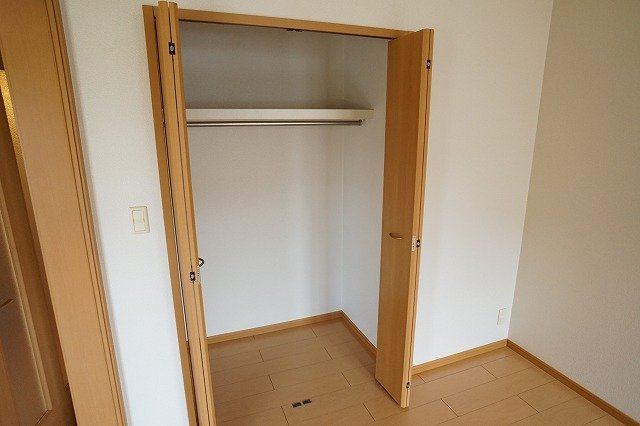 メゾン丸友の収納|こまごまとしたものを収納できそうですね