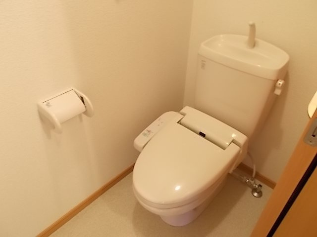 メゾン丸友のトイレ|落ち着いたトイレです