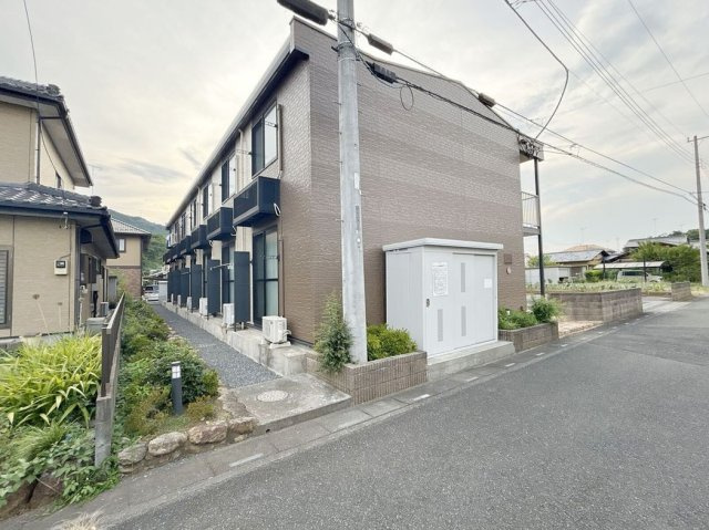 レオパレストゥモローの外観|外観もきれいです