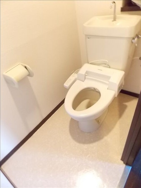 ヴァンヴェール長久手のトイレ