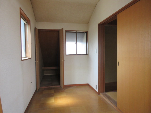 一宮市萩原町富田方字郷中の内装