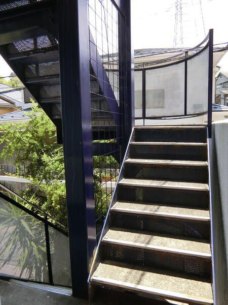 ＳＮＪ洋光台のエントランス