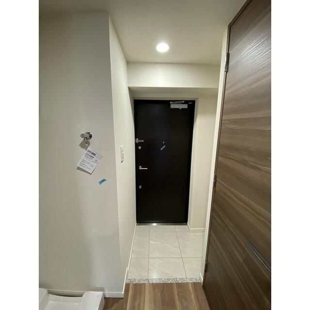 コンフォリア志村坂上の玄関