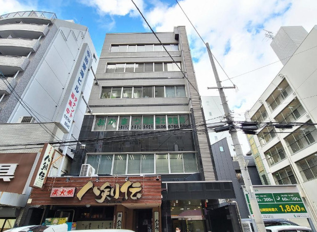 大阪市中央区谷町９丁目の事務所