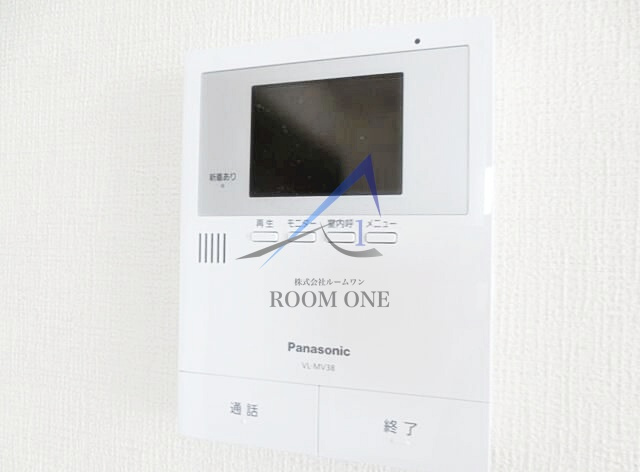 ボヌールのセキュリティ|モニター付きインターホンです。